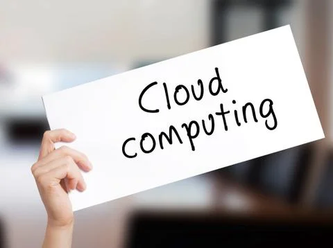 Cloud computing Sign on white paper. Man Hand Holding Paper with text. Isolat Foto stock