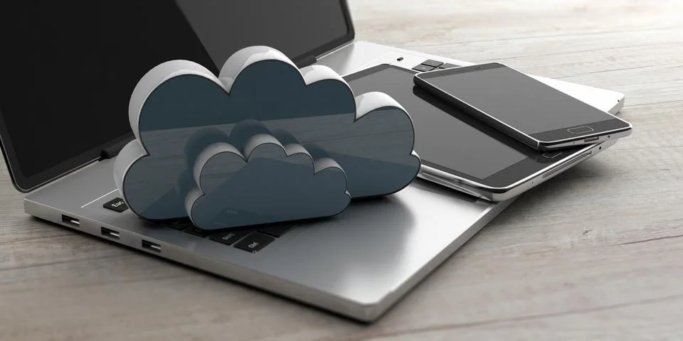Cloud computing storage. Mobile phone, tablet and computer with a cloud on wo 스톡 일러스트