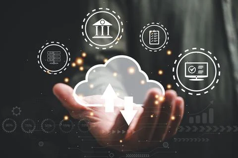 Cloud computing technology in action, a man access the server network Foto stock