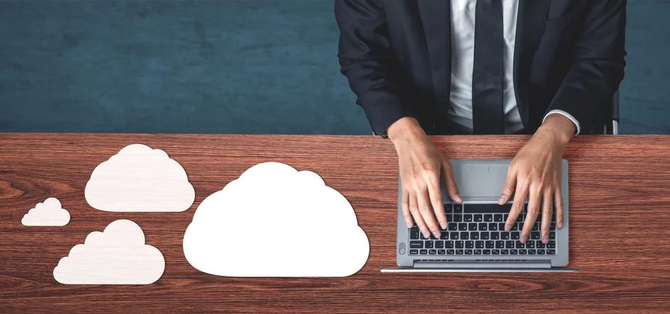 Cloud computing technology and online data storage for business network concept. 스톡 사진