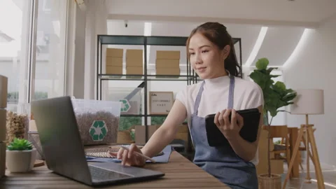 Cloud ERP martech for smart SME. Digital transformation in asia SME. 스톡 동영상 248114359