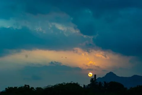 Cloud the evening sky at sunset beautiful wave lights Fotos Stock