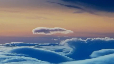 Cloud flies over clouds Video stock 102110590