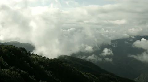 Cloud form high mountain, flat color Stock-Footage 66653897