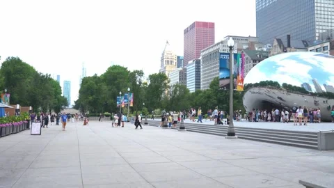 Cloud Gate Bean Sculpture In Millennium Park Chicago With Skyline And Tourists Stock Footage 336267085
