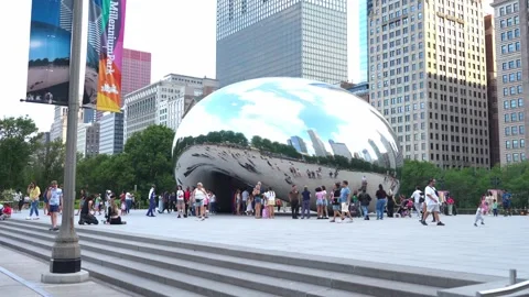 Cloud Gate Bean Sculpture In Millennium Park Chicago With Tourists Stock Footage 336267365
