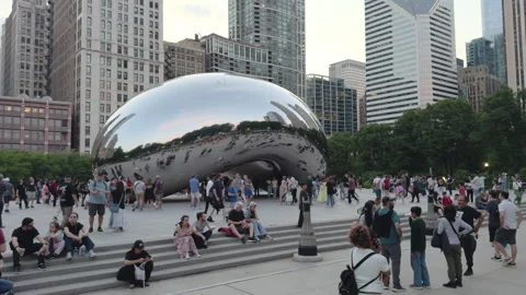 Cloud Gate Bean at sunset of Chicago 4k Stock Footage 342675972