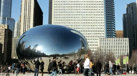 Cloud gate in downtown Chicago Stock Footage 10827808