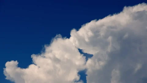 Cloud growing time lapse Stock-Footage 147130745