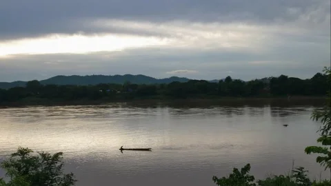 Cloud moving with sunset. Stock Footage 135238385
