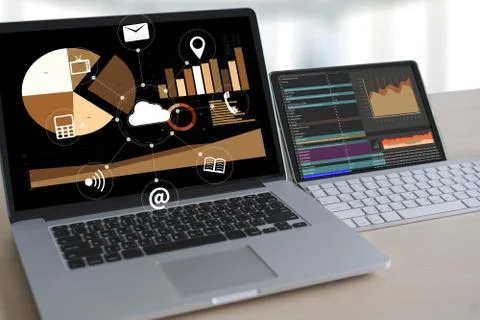 Cloud Service (Cloud Computing diagram on the new computer interface) 스톡 사진