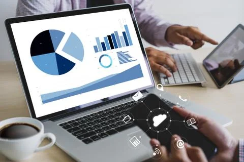 Cloud Service (Cloud Computing diagram on the new computer interface) Foto stock