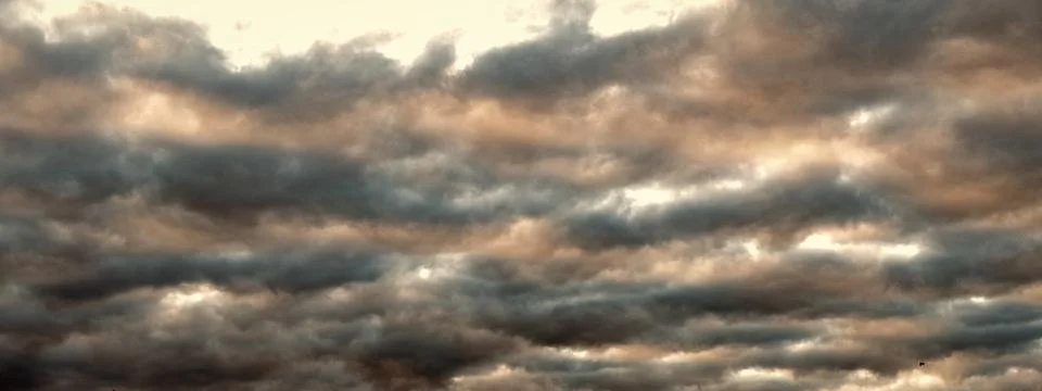 Cloud in the sky. Background with cloud. Gloomy sky with overcast clouds Foto stock