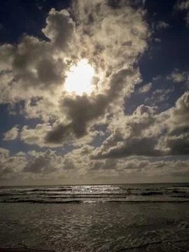 Cloud sky on the beach and beautiful tropical sea. Foto stock