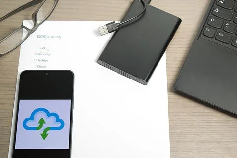 Cloud Syncing and Mobile Data Tasks 库存照片