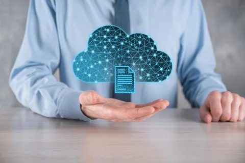 Cloud technology. Polygonal wireframe cloud storage sign with document icon o Foto stock