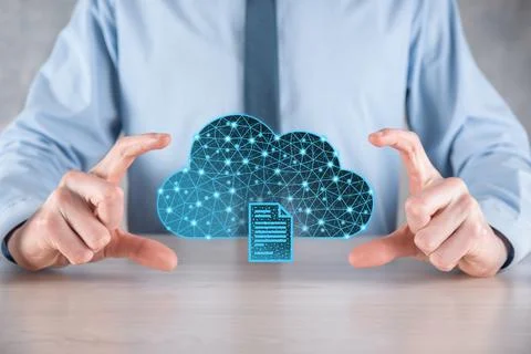 Cloud technology. Polygonal wireframe cloud storage sign with document icon o Foto stock