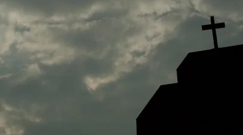Cloud Time-Lapse behind Church Building Vídeo Stock 47239897