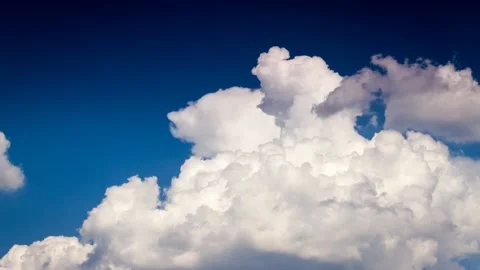 Cloud Time lapse short before thunderstorm Stock Footage 143535804