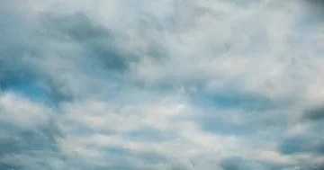 Cloud Time lapse of a storm rolling in Stock Footage 86068591