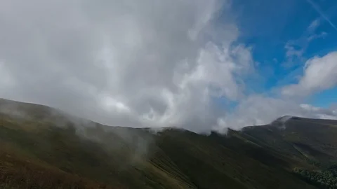 Cloud timelapse in Carpathian mountains 스톡 동영상 123902646