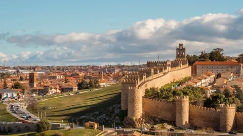 Cloud timelapse with a corner of the Wall of Avila, a medieval monument in Spain Video stock 122340371