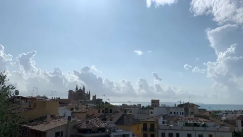 Cloud/cathedral Vidéo 140909125