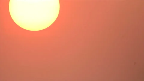 Cloudless sunset sky Video stock 129048988