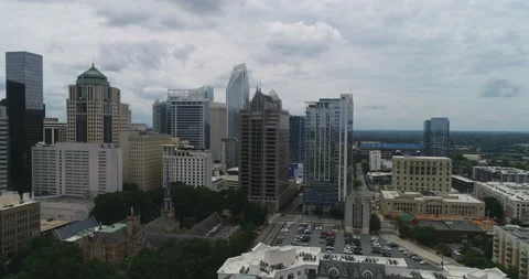 Clouds across the Charlotte skyline Stock Footage 207355841
