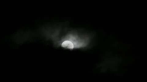 Clouds across full moon 4 Video stock 17313612