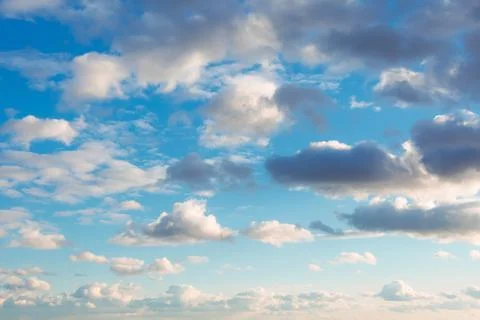 Clouds in the afternoon in the sky changes in weather. Fotos Stock