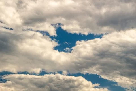 Clouds against the blue sky Foto stock