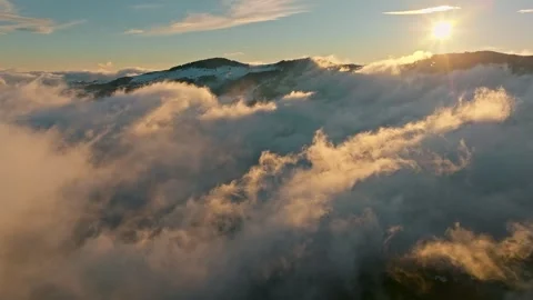 Clouds airplane sun aerial sunset travel beautiful landscape horizon Stock-Footage 256651987