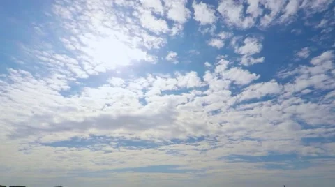 Clouds and clouds moving across the sky taymlaps Stockbeeldmateriaal 50579596