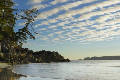 Clouds and reflections on Tonquin Beach, Tofino Stock-Fotos
