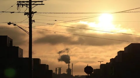 Clouds and the Sun 動画素材 6530031