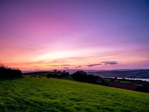 Clouds and sunset over the fields. Stock-Footage 141486887