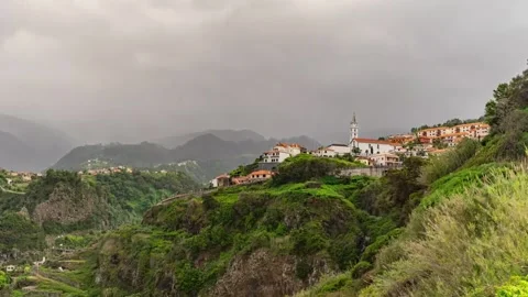 Clouds and town Timelapse 動画素材 197441661
