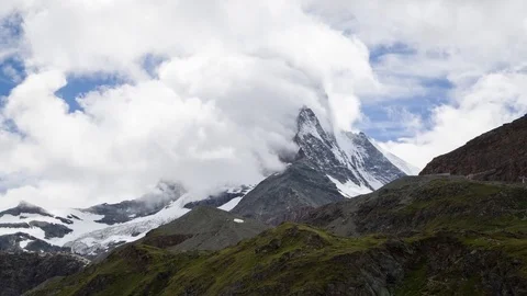 Clouds around the Mount Matterhorn Video stock 80839838