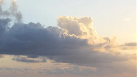 Clouds of black rain that are tense in the evening.Time Lapse 库存影片 107596117