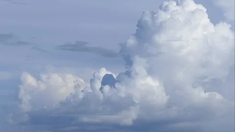 Clouds of black rain that are tense in the evening.Time Lapse 库存影片 108651232