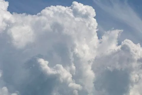 Clouds in the blue sky Foto stock