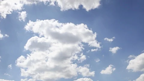 Clouds in blue sky time lapse Video stock 126917634