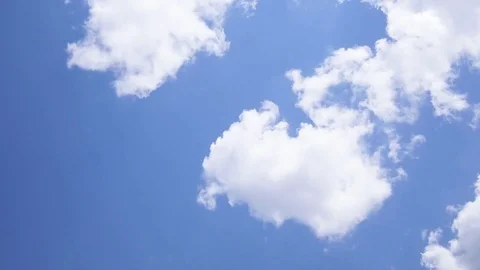 Clouds BlueSky fastPlane 25sec 4k Stock Footage 80544690