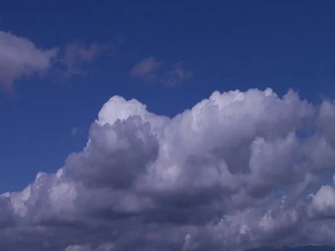 Clouds Building high Vídeo Stock 43425132