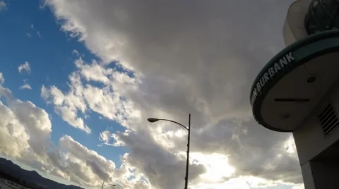 CLOUDS BURBANK TIMELAPSE 動画素材 41843829