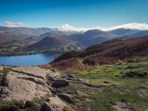 Clouds cascading over Sleet Fell and High Dodd, Gowbarrow Fell, Lake District Foto stock