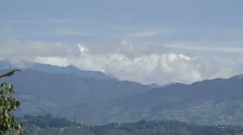 Clouds clearning up from mountain timelapse 스톡 동영상 41871959