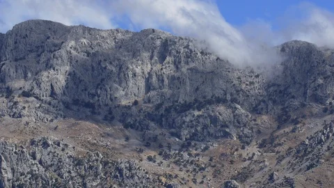 Clouds coming down like water from Atlas mountain range Stockbeeldmateriaal 111219187