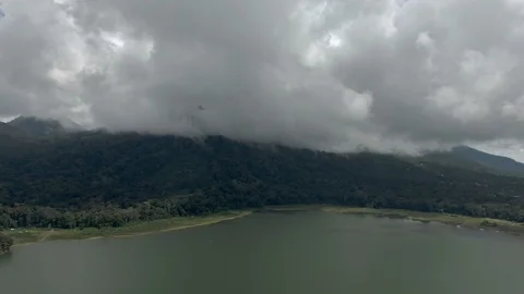Clouds cover the mountainside Stock Footage 112738034